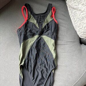 Sweaty Betty Free Dive swimsuit - black/army green/coral, size XS